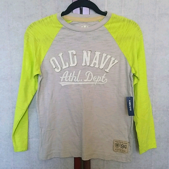 Old Navy Other - NWT Old Navy Light gray/neon yellow baseball tee M
